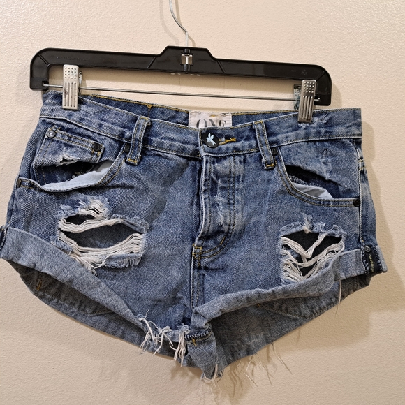 One teaspoon - Picture 1 of 9